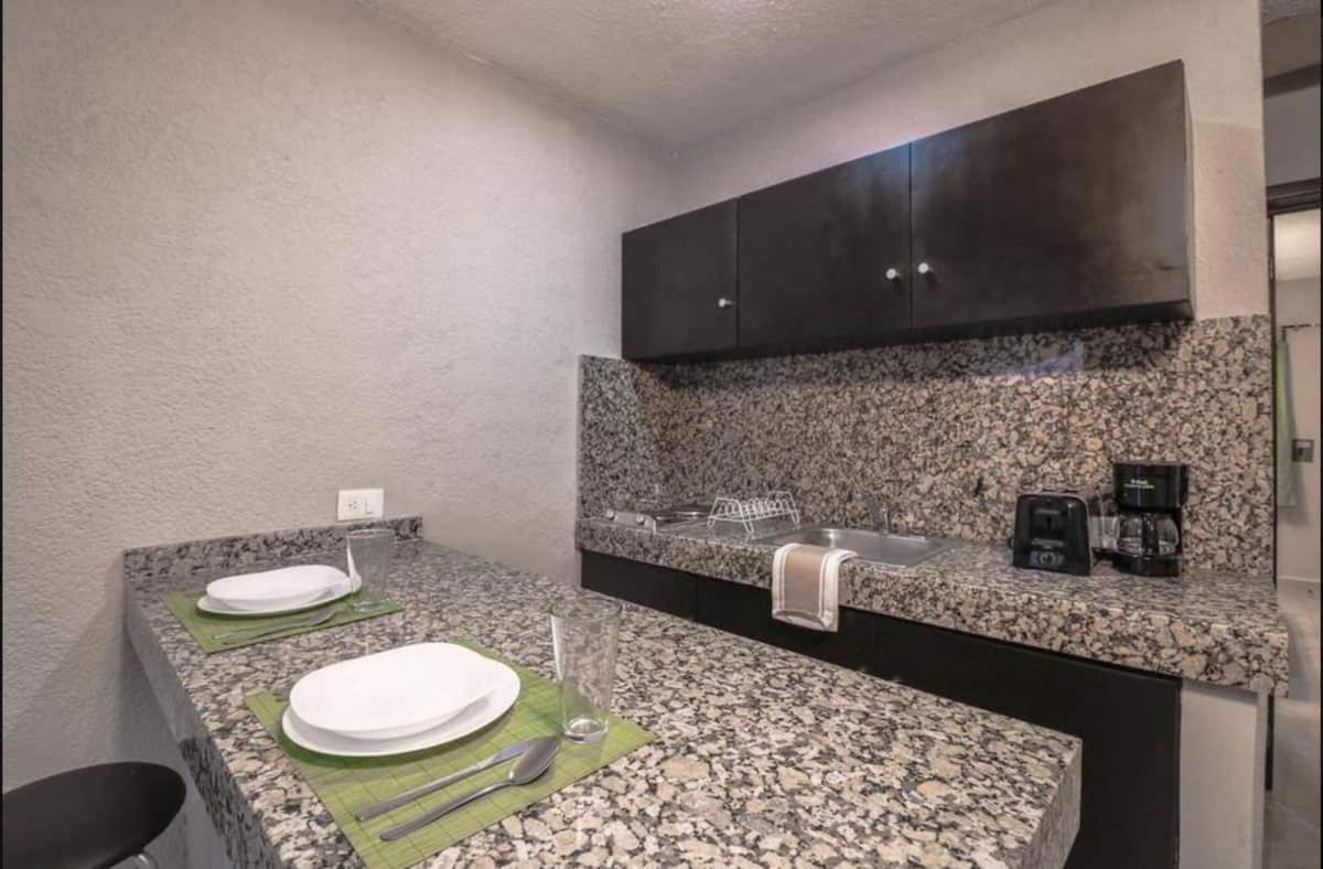 Mayan Caribe Apart-Hotel Плая-дель-Кармен Экстерьер фото