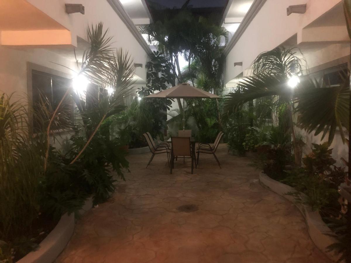 Mayan Caribe Apart-Hotel Плая-дель-Кармен Экстерьер фото